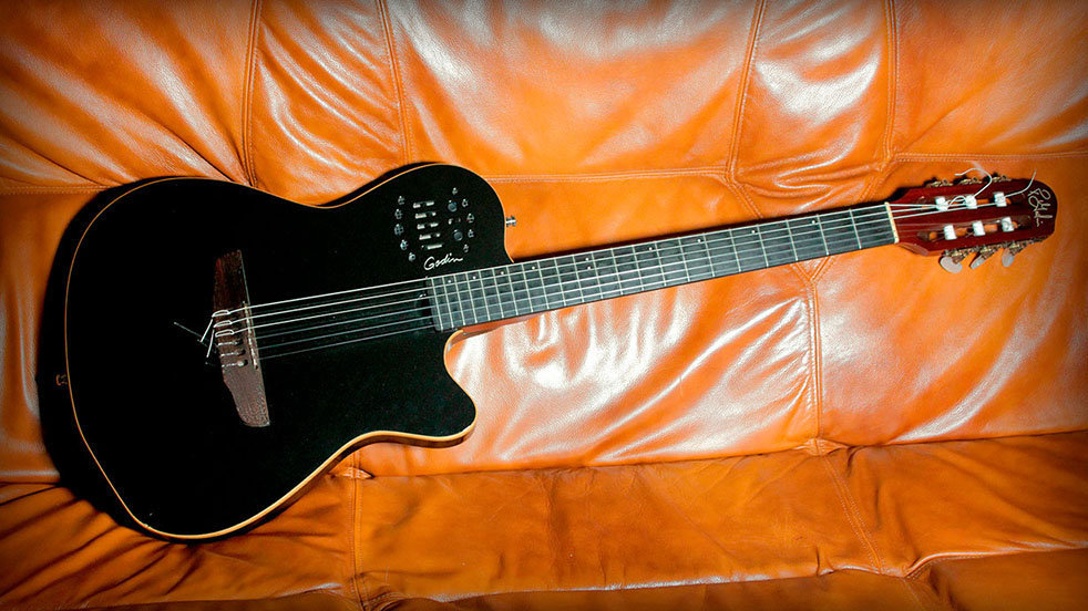 Guitarra Godin de Santi Pardao